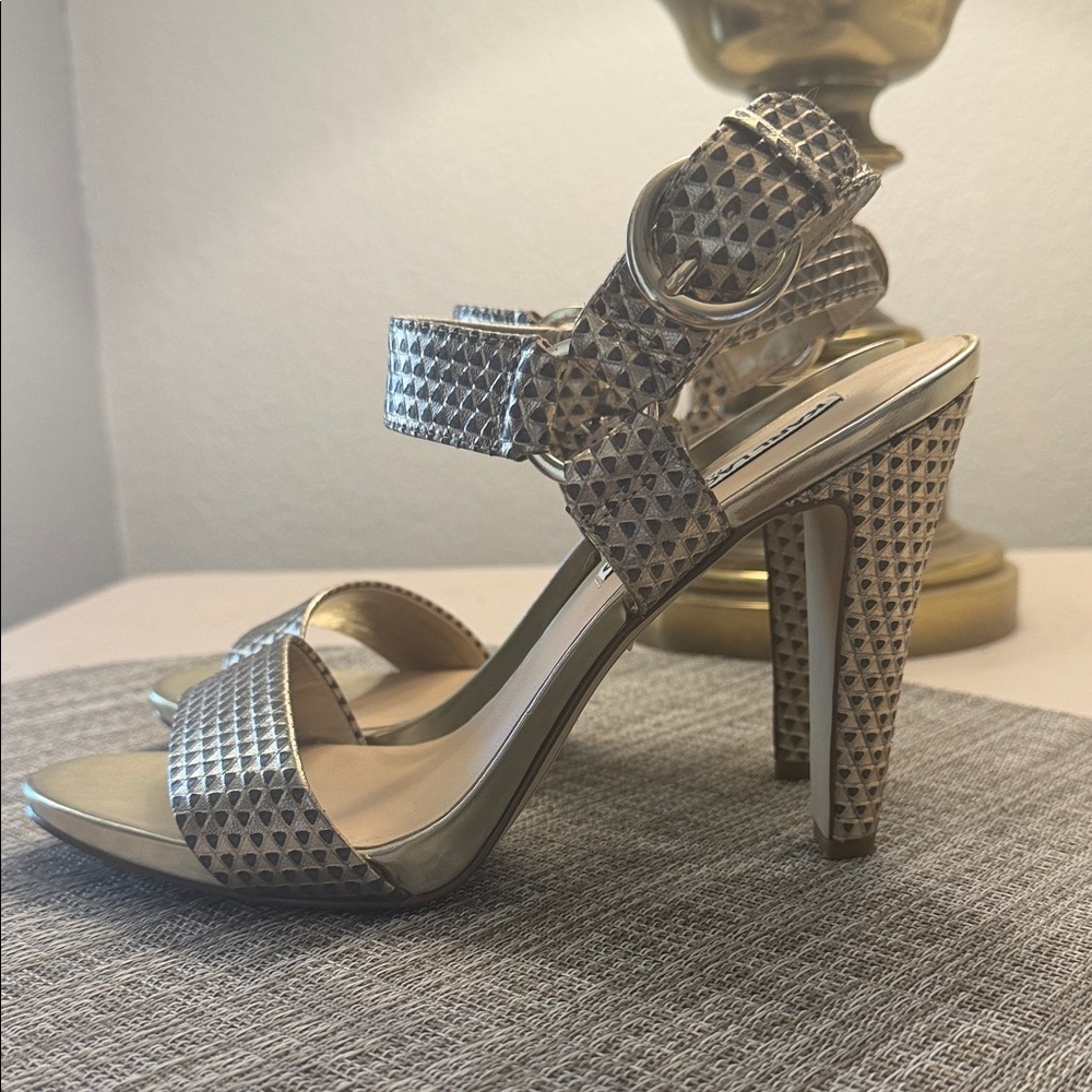 Karl Lagerfeld Gold Women's Heels - Picture 3 of 6
